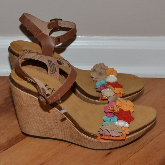 Biostep 3D Floral Leather Strap Wood Comfort Wedge Platform Boho Sandal 9/40 - Picture 1 of 11